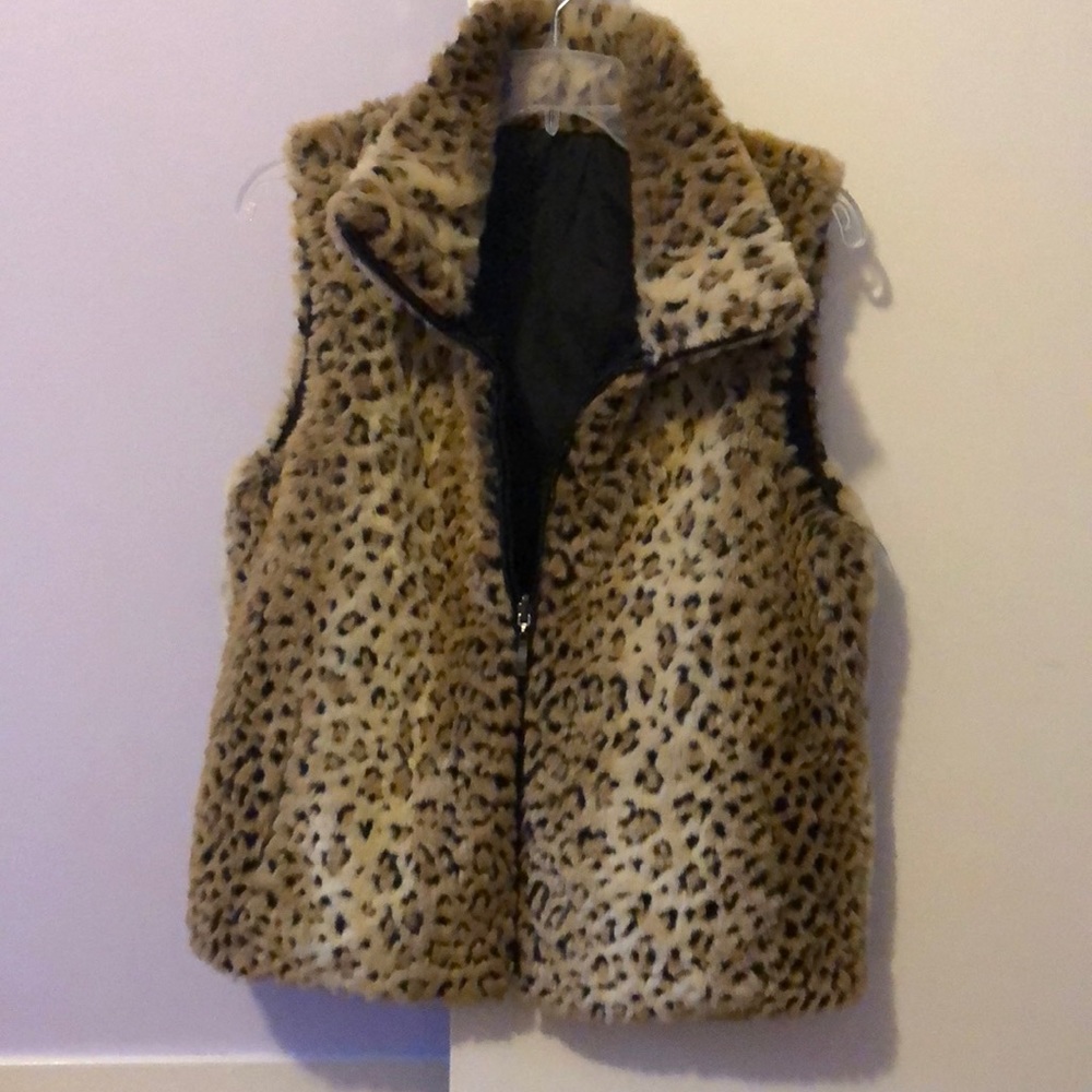 Leopard vest
